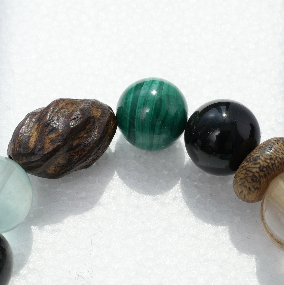 MOJOGRAY  "Green Verse" INFP Healing Crystal Bracelet